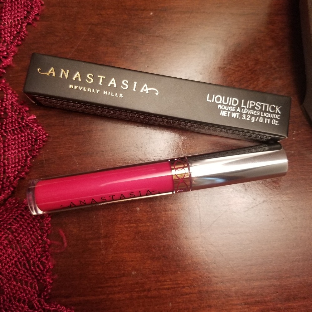 Anastasia Beverly  hills Liquid lipstick - Picture 3 of 6